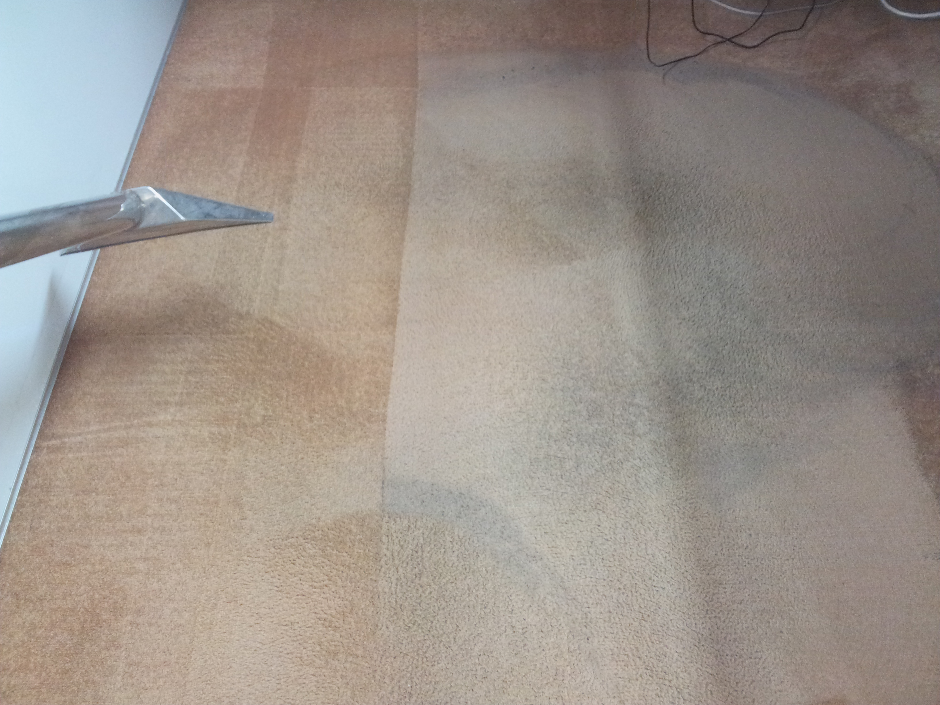 基隆辦公室地板清洗錢後比較圖